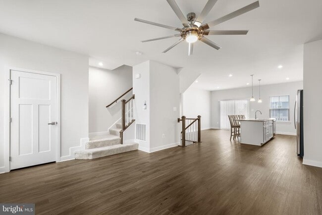 Building Photo - 148 Fletcher Cir
