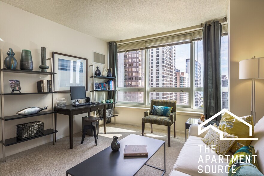 Building Photo - 345 E Ohio St