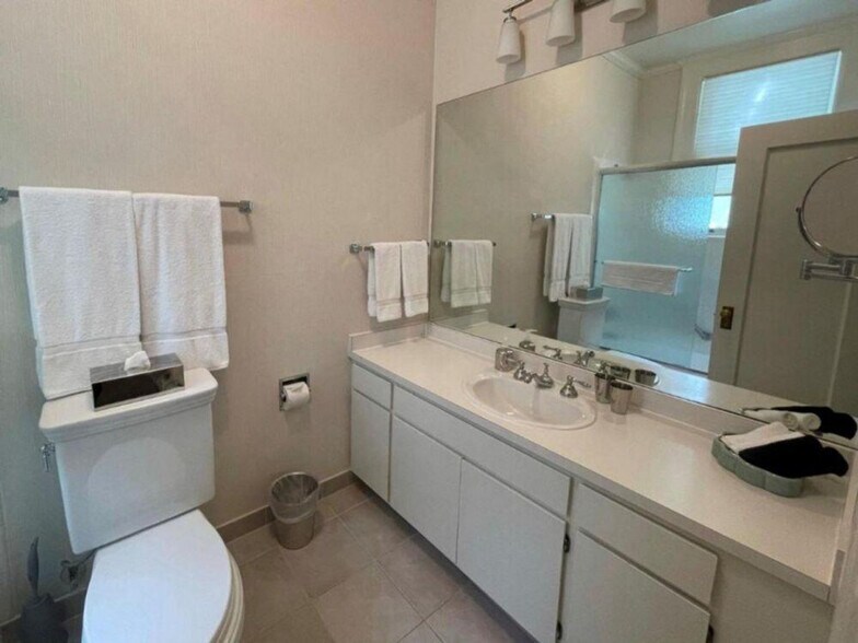 Building Photo - 720-730-730 Powell St