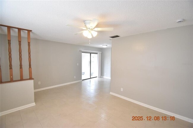 Building Photo - 705 2nd Ave NW