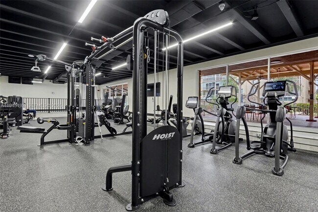 Building Photo - 406 NW 68th Ave