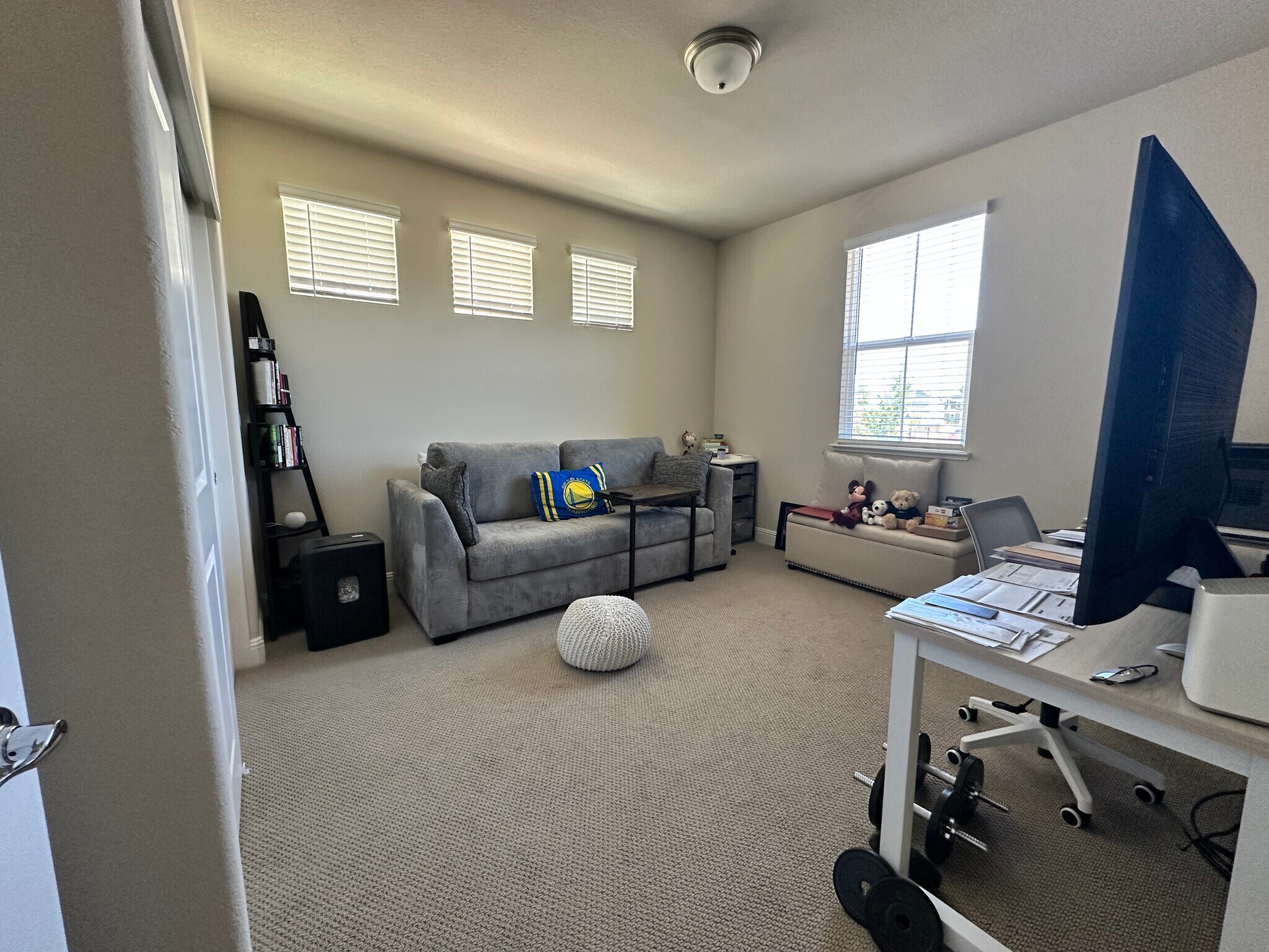 Bed 1 - 10725 Portico Cir