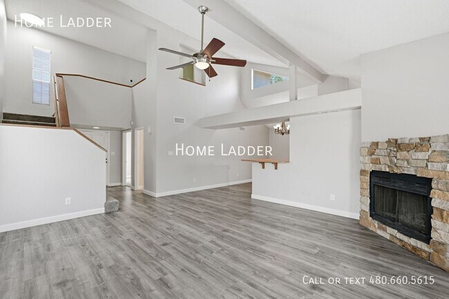 Building Photo - 745 N Hazelton Dr