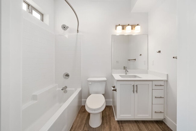 The Paso - Vintage at SLO