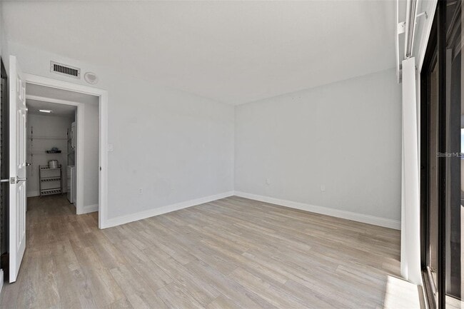 Building Photo - 4141 Bayshore Blvd