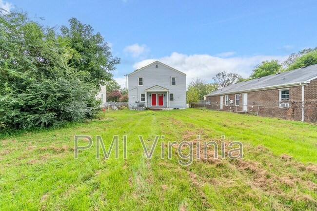 Building Photo - 1623 Deep Creek Blvd