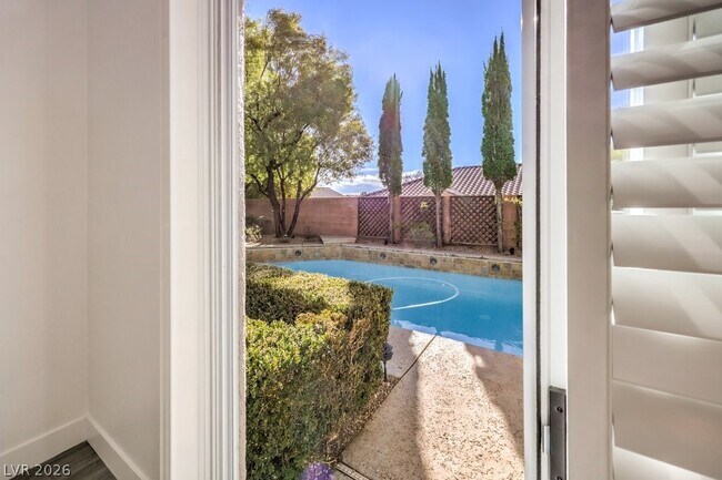 Building Photo - 10191 Refuge Ct