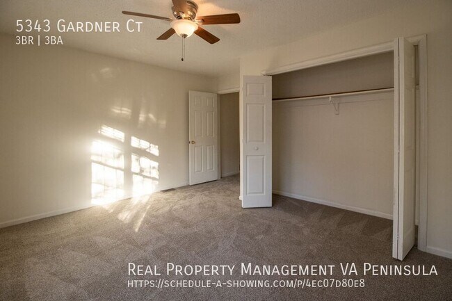 Building Photo - 5343 Gardner Ct