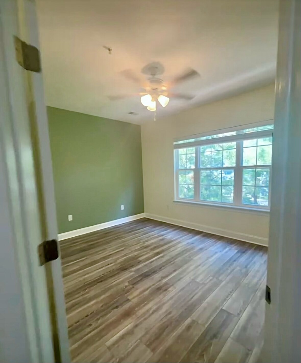 Master bedroom at back of unit - 111 Fountain Pointe Ln