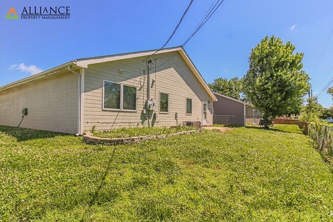 Building Photo - East side of Manhattan!