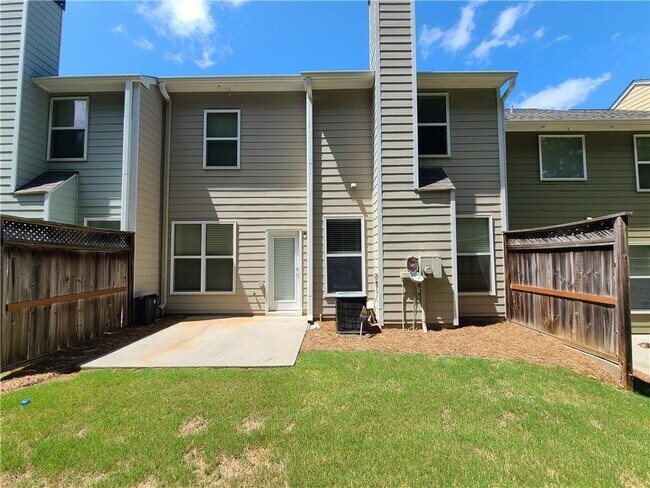 Building Photo - 118 Wiley Parc Cir