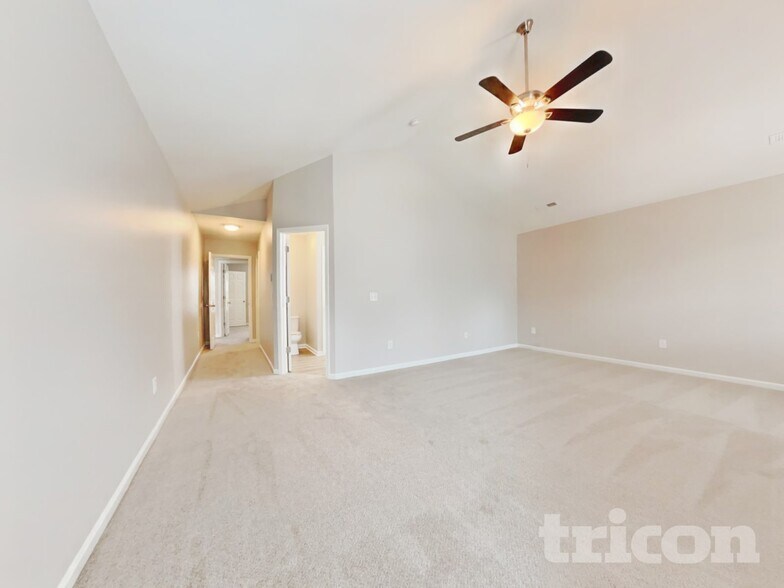Building Photo - 4103 Laurel Creek Dr