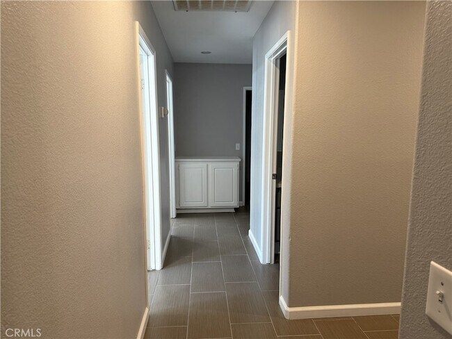 Building Photo - 1462 Nutmey Ln