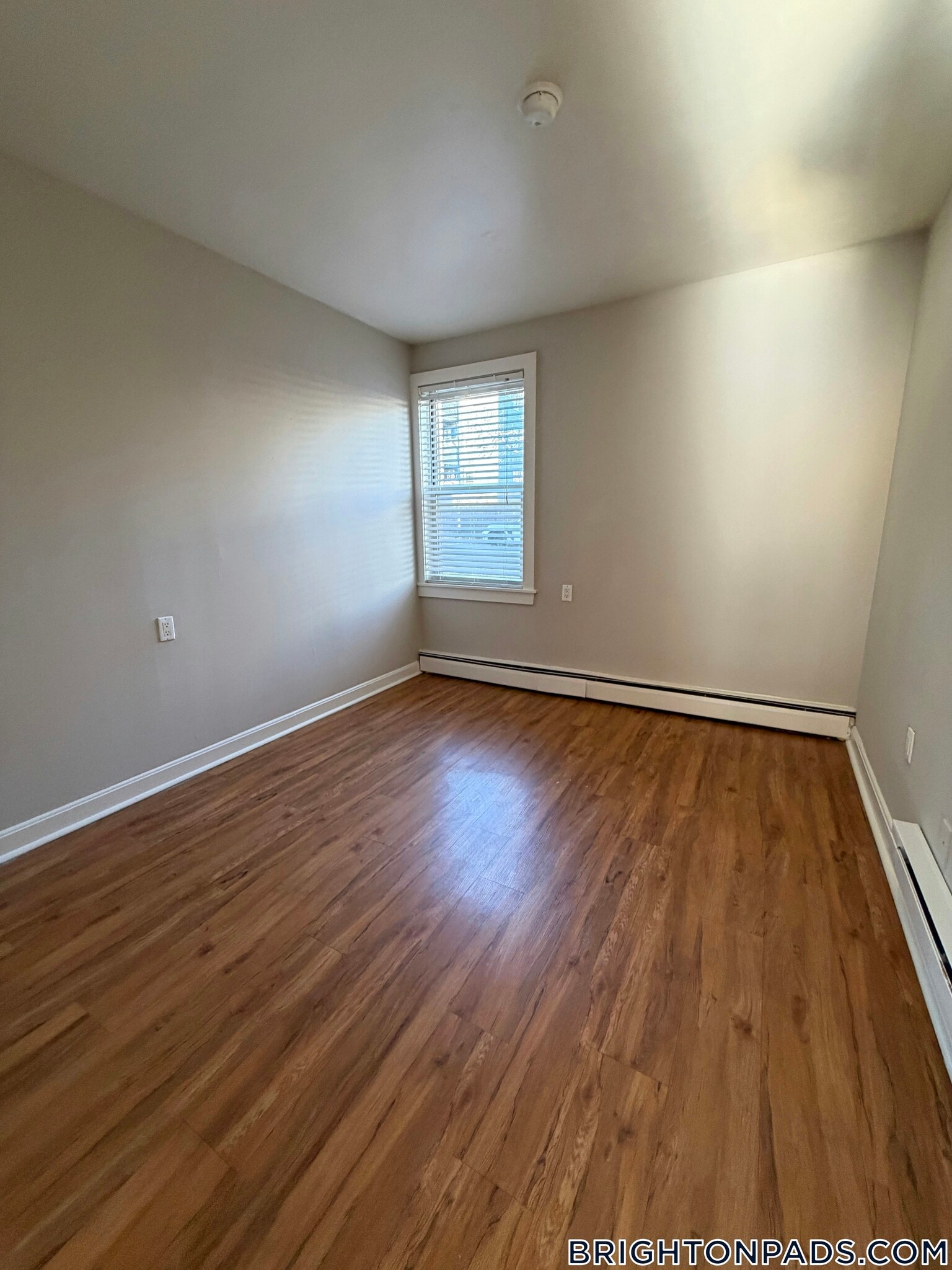 Building Photo - 9 Bronsdon St