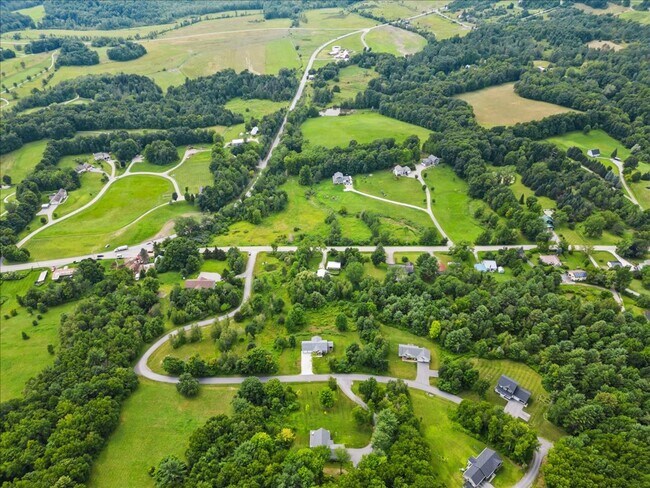 Building Photo - 3BD/2.5BA Beautiful House in Hinesburgh, VT