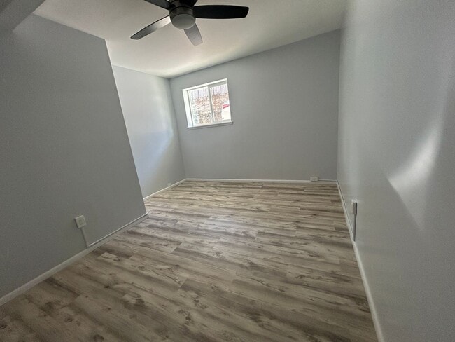 Building Photo - Newly Renovated Gem in Kalihi!