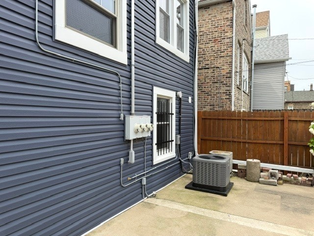 Building Photo - 2140 W 23rd St