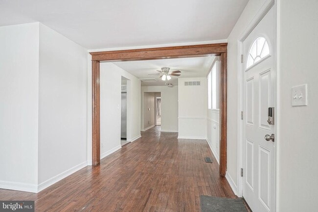 Building Photo - 20 Landing Rd