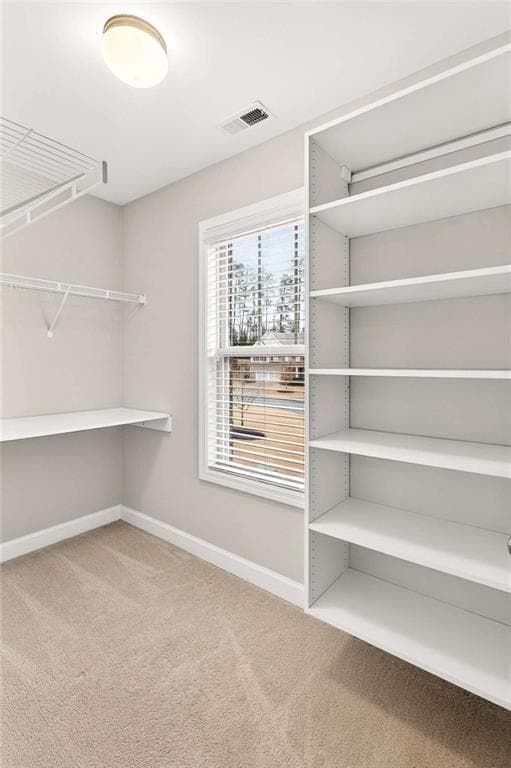 Building Photo - 4930 Alexandria Ave