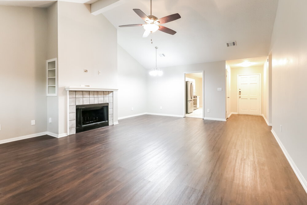 Building Photo - 5411 Roserock Ln