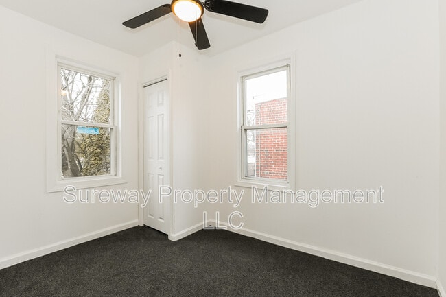 Building Photo - 447 Pusey Ave