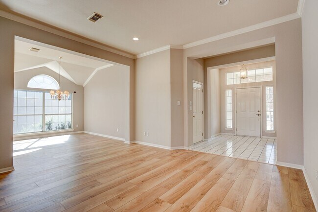 Building Photo - 9137 Fainwood Ln