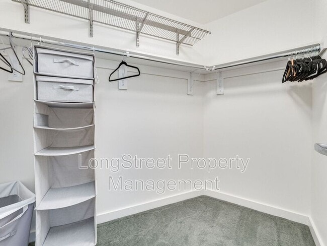 Building Photo - 1926 W Burnside St