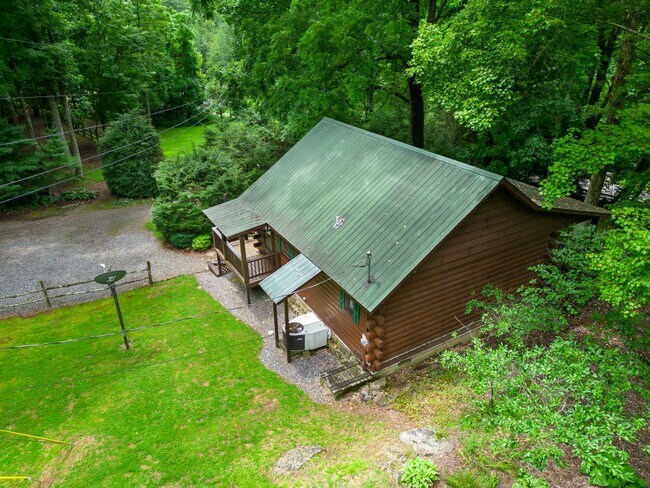 Building Photo - 1364 Herron Branch Rd