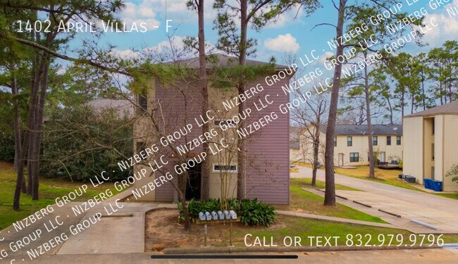 Building Photo - 1402 April Villas