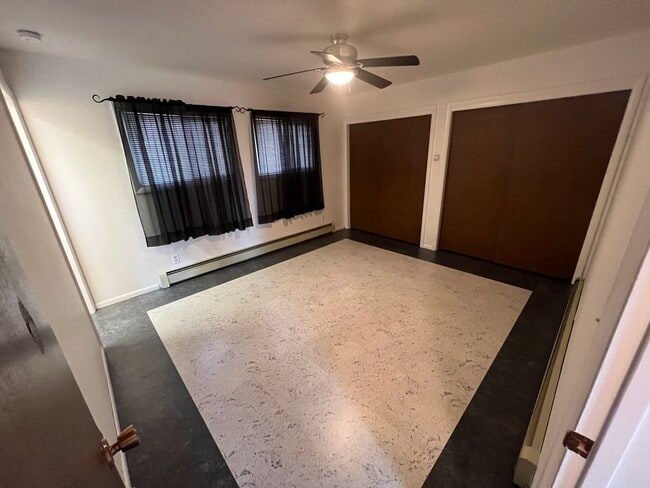 Building Photo - 1300 Riverview Rd