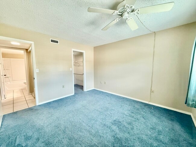 Building Photo - 2400 Winding Creek Blvd