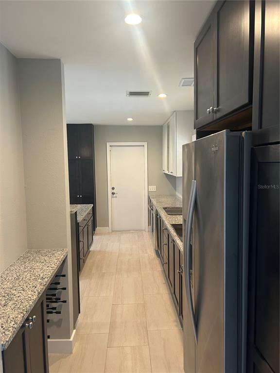 Building Photo - 1725 Mosher Dr