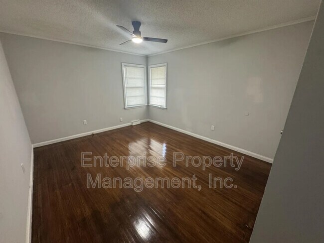 Building Photo - 3766 Argonne St