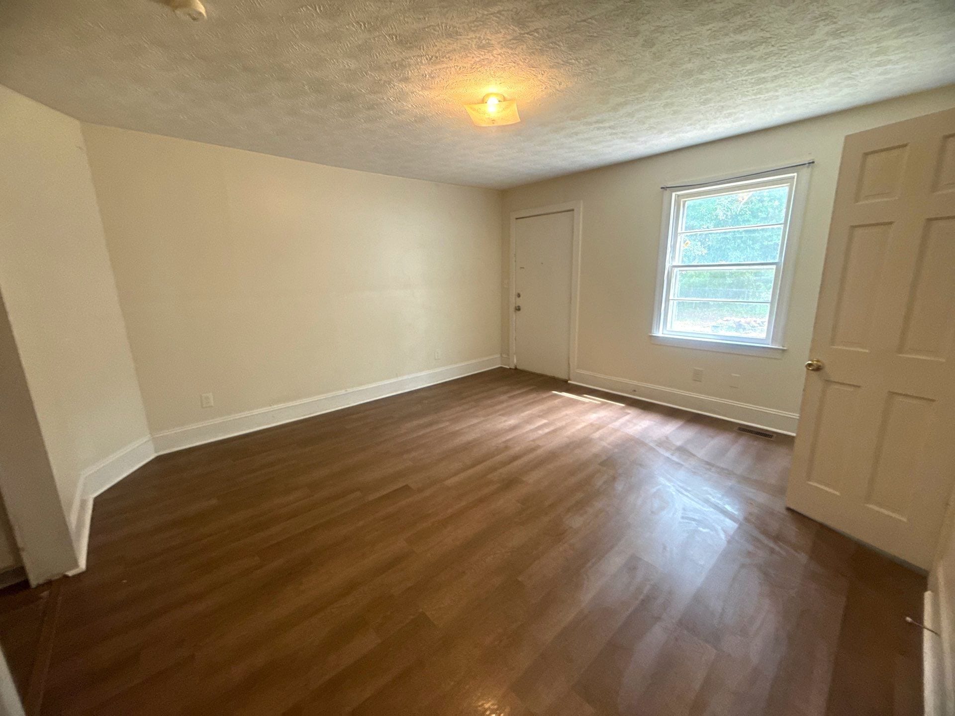 Bedroom - 521 Edwards St