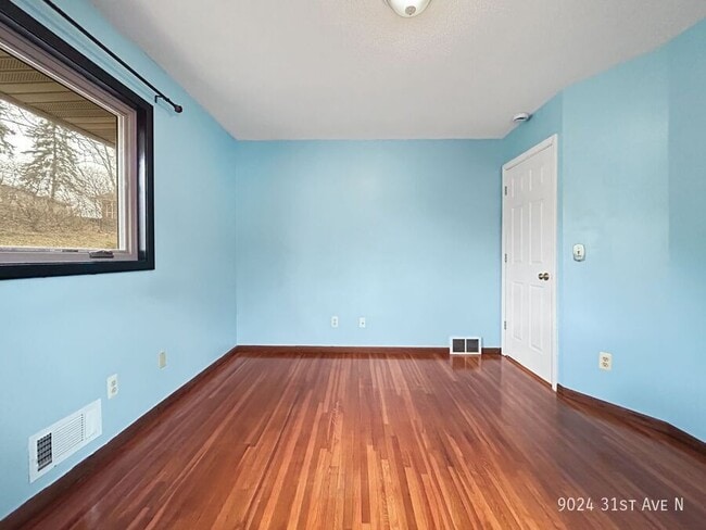 Building Photo - 9024 31st Ave N