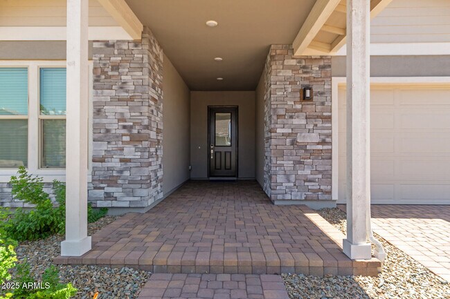Building Photo - 44713 N 44th Dr