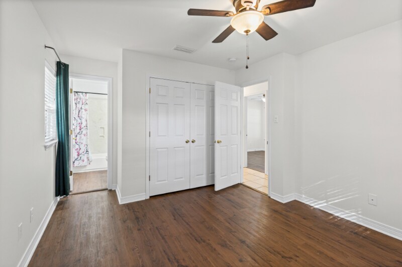 Building Photo - 3281 Woodard Dr