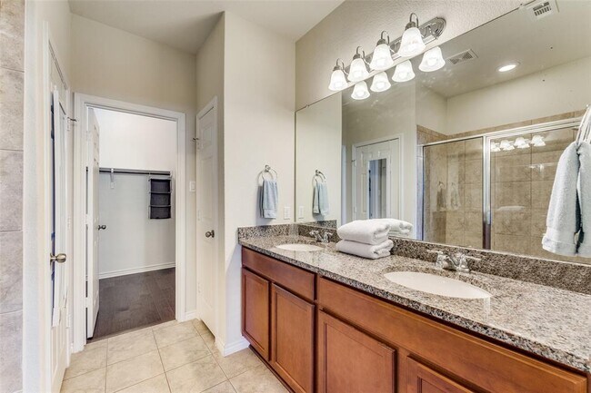 Building Photo - 16020 McAloon Way