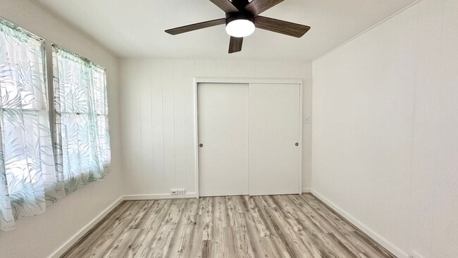 Building Photo - 2340 University Ave