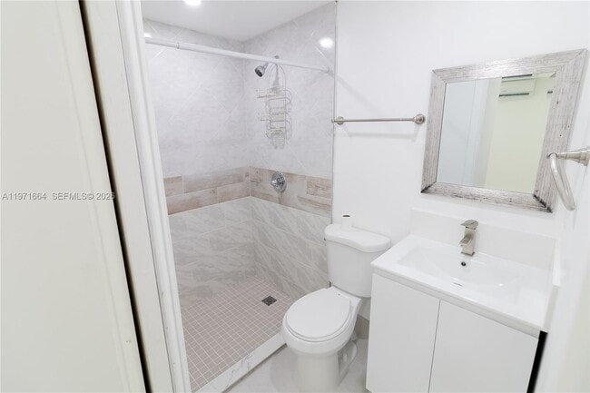 Building Photo - 5803 Buchanan St