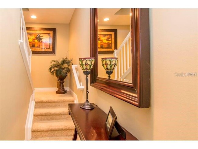 Building Photo - 4886 Yacht Club Dr