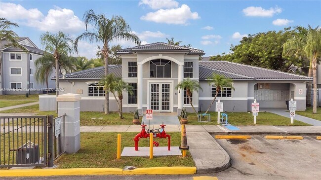 Building Photo - 15400 SW 284th St