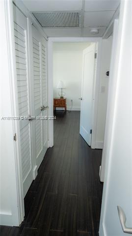 Building Photo - 6801 Indian Creek Dr