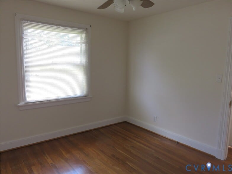 Building Photo - 2120 Shirleydale Ave