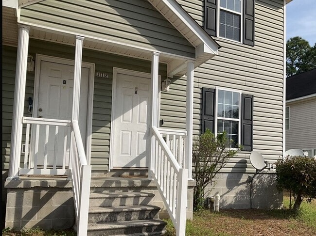 Building Photo - 112 Winterberry Ln