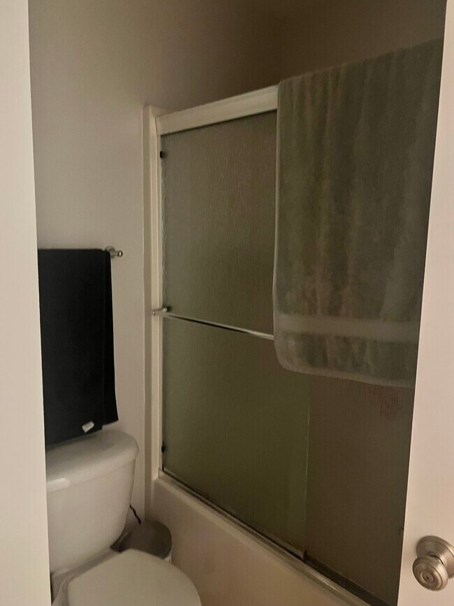 Building Photo - 232 Poplar St