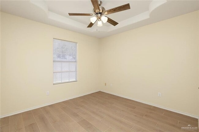 Building Photo - 4921 N 47th St