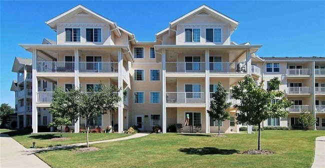 Building Photo - 2820 Wind River Ln