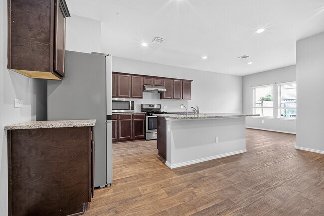 Building Photo - 2330 Georgina Falls Dr