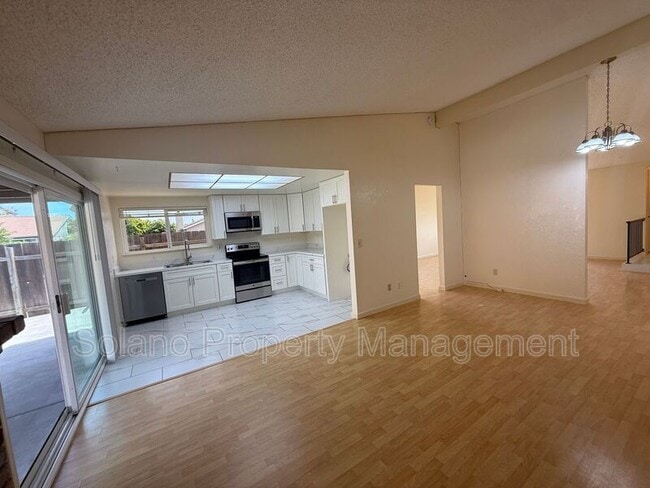 Building Photo - 2506 Marquette Ct